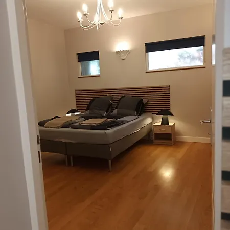 3-room Separate Unit In * Sceaux (Hauts-de-Seine)